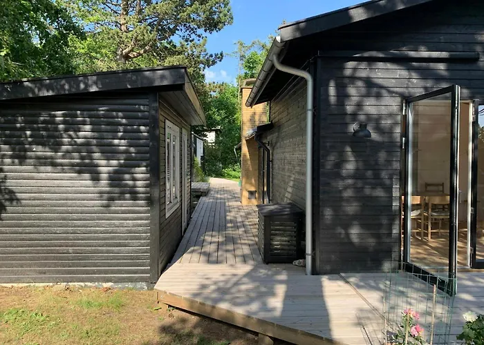 Sommerhus Med Terrasser Ved Kikhavn * Hundested