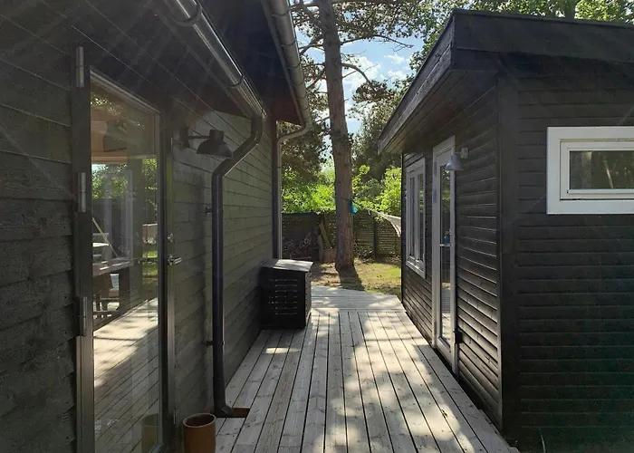 Feriehus Sommerhus Med Terrasser Ved Kikhavn *