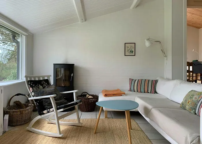 Sommerhus Med Terrasser Ved Kikhavn Feriehus *
